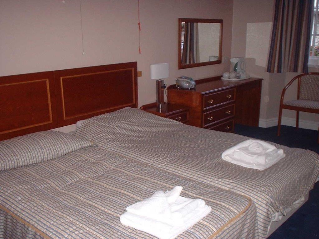 Lambert Manor Hotel Grange-over-Sands Room photo